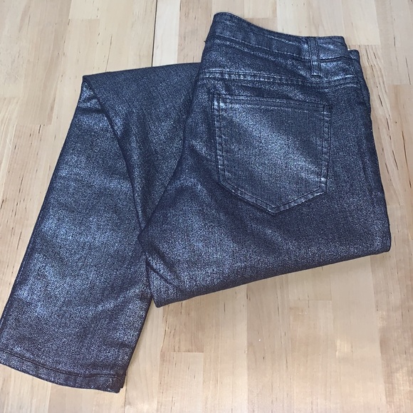 Shimmering Bongo Skinny Jeans - Picture 6 of 6